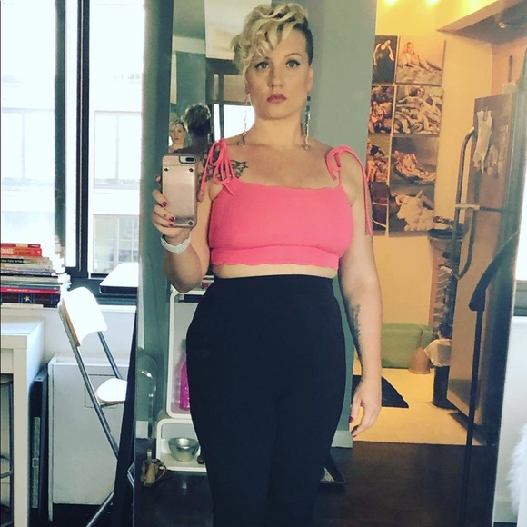 Meet your Posher, Angela - Picture 4 of 7